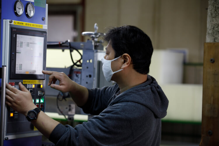 ③ヒーターの温度調整